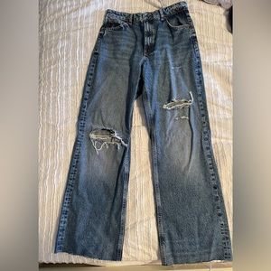 Zara jeans in great condition!